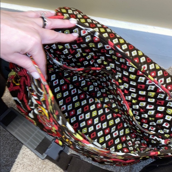 Vera Bradley Messenger Bag like new - Picture 3 of 3
